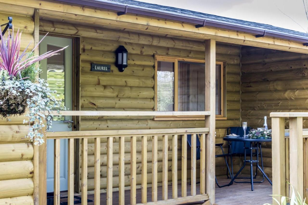Laurel - 2 Bedroom Log - St Florence *